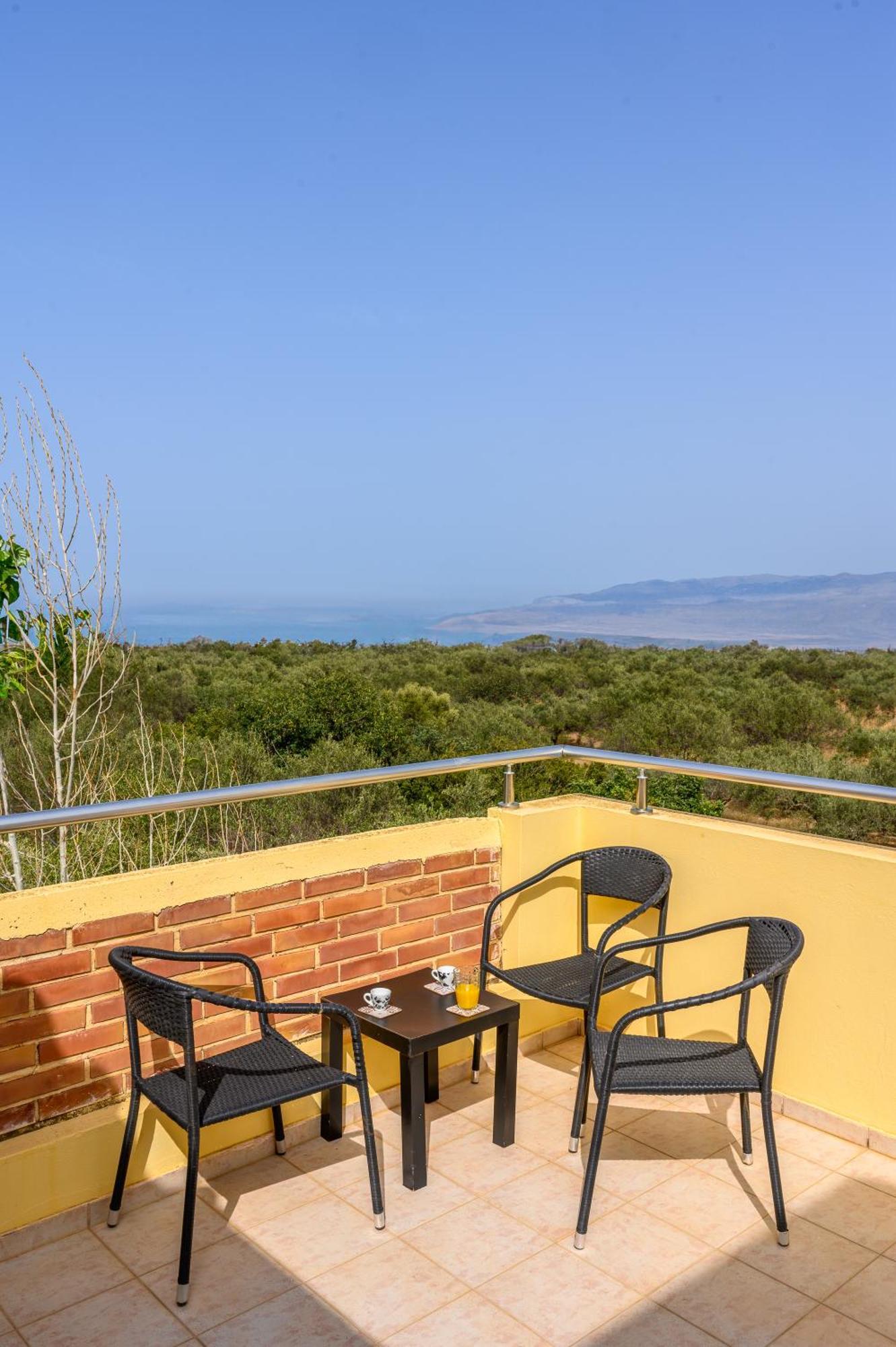 הרסוניסוס Renia'S Villas מראה חיצוני תמונה