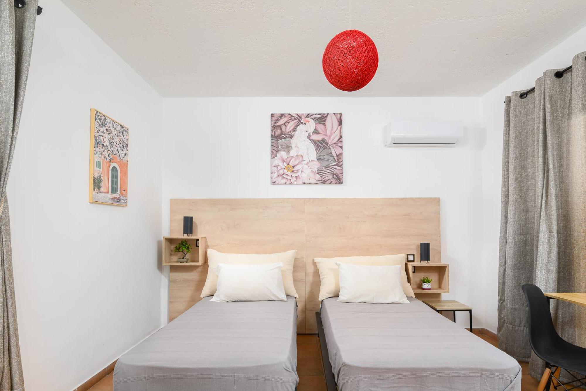 הרסוניסוס Renia'S Villas מראה חיצוני תמונה